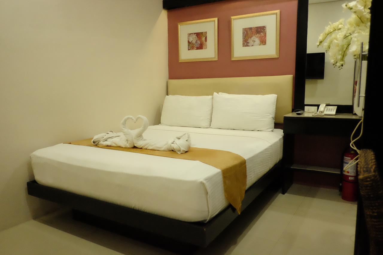 Hotel Stella Cebu Exteriör bild